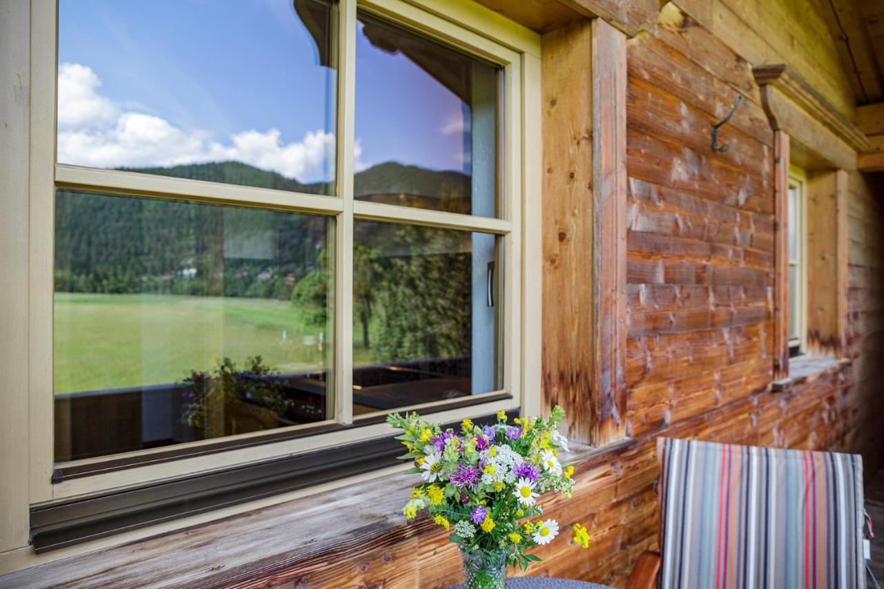 Landhaus Lindl - Ein Ruhiges Platzl Zum Wohlfuehlen ลอยทัช ภายนอก รูปภาพ